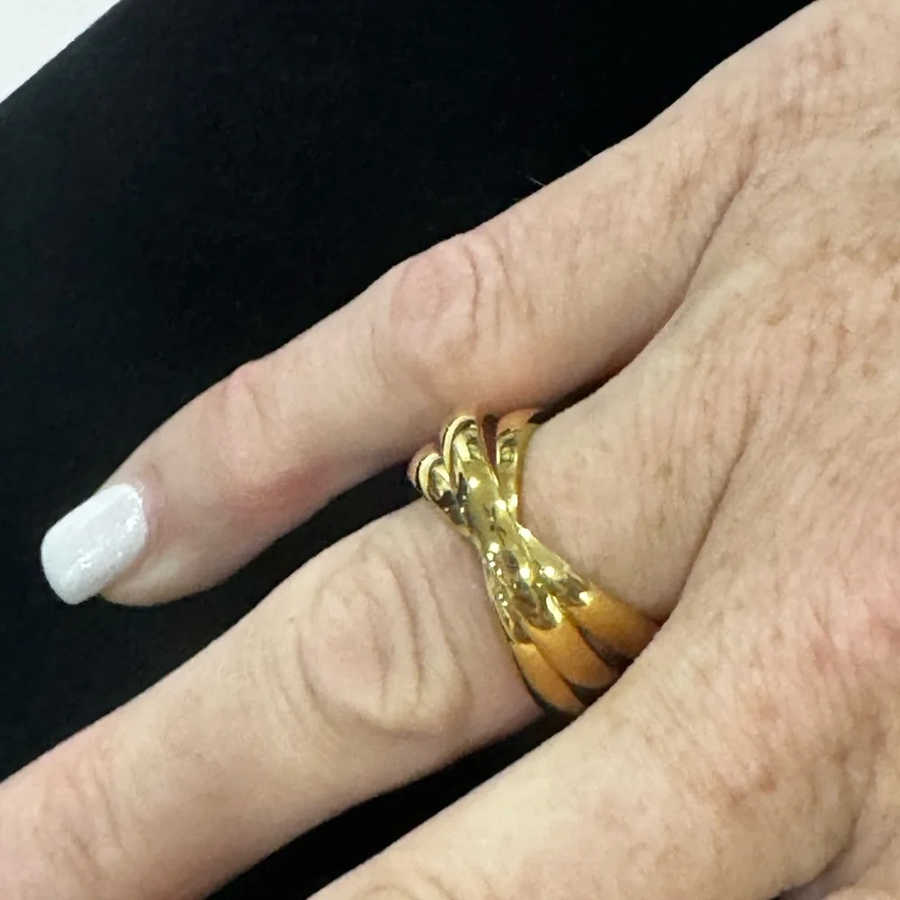 18K Gold Plated Stainless Steel Interlocking Crossover Ring Size 7